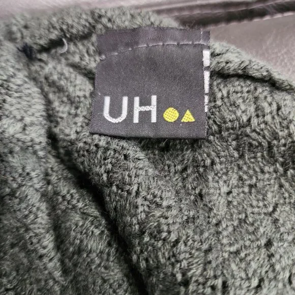 UH Toque - Picture 5 of 5